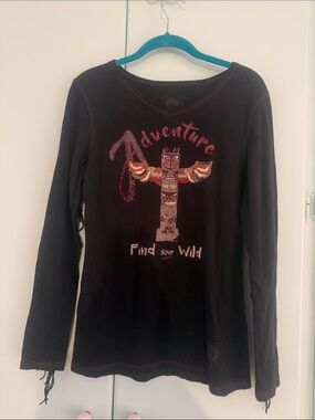 Double D Ranch ‘Find Your Wild’ Long-Sleeve Tee